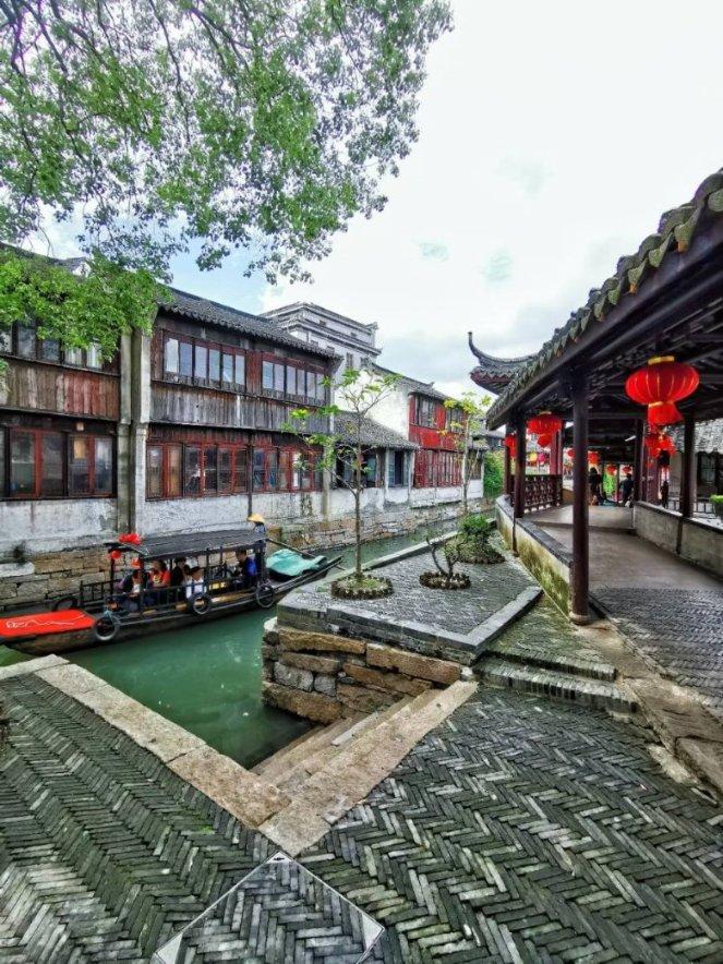 王建中在督查安全生产时强调: 压紧压实责任 做实做细工作 全力维护岁末年初社会大局安全稳定